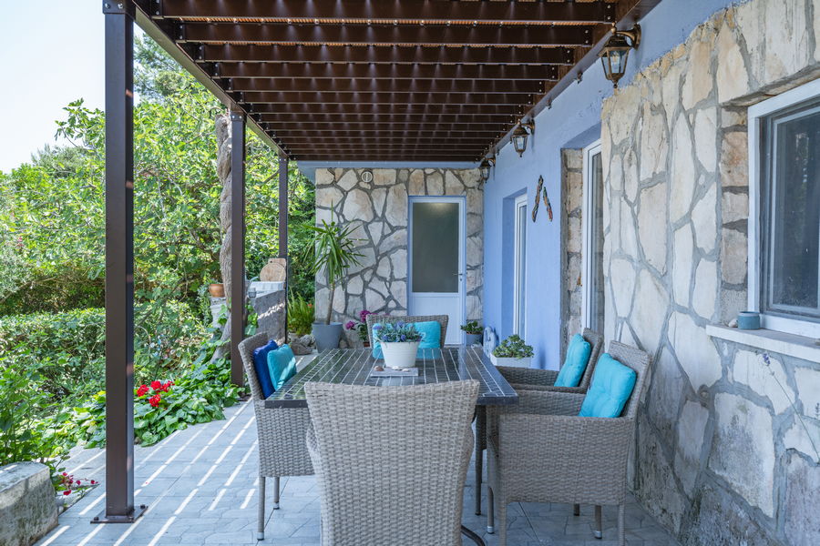 more-house-for-rent-terrace1-06-2025-pic-04
