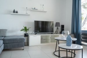 ivona-prizba-apartment-livingroom-09-2026-pic-02