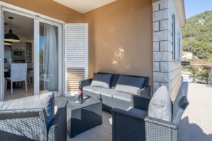 rina-apartman2-terasa-04