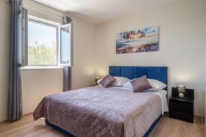 linda-apartment2-bedroom1-06-2024-pic-01