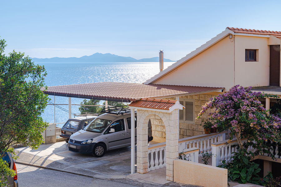 korcula-zavalatica-apartments-daniela-house-11-2024-pic-01