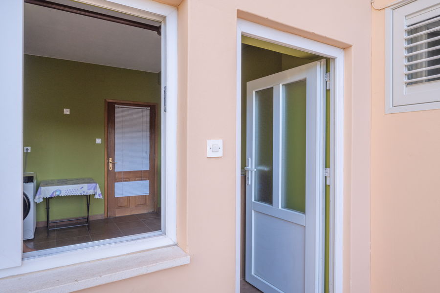 korcula-zavalatica-apartments-daniela-house-11-2024-pic-07