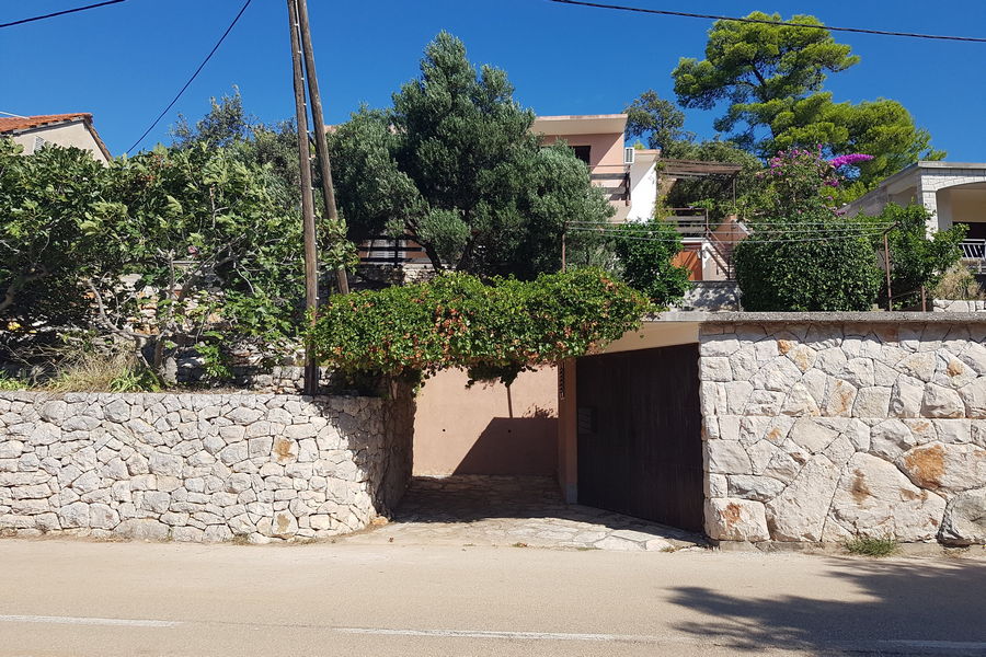 korcula-prizba-apartments-ena-house-09