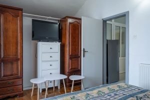 jadranka-apartment-bedroom1-04