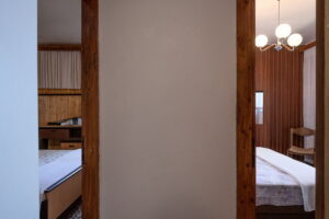 bacic-prigradica-house-for-rent-hallway-02