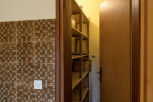 bacic-prigradica-house-for-rent-kitchen-04