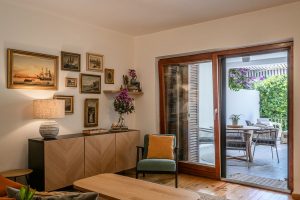 house-frankii-livingroom-01