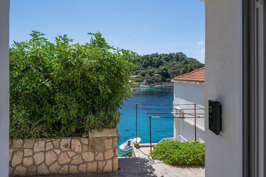 korcula-grscica-apartment-roko-house-05