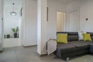 roko-apartment-livingroom-kitchen-10