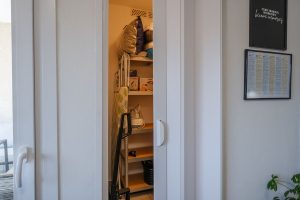 roko-apartment-livingroom-kitchen-detail-10